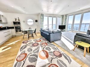 WATERSIDE MARINA- click for photo gallery